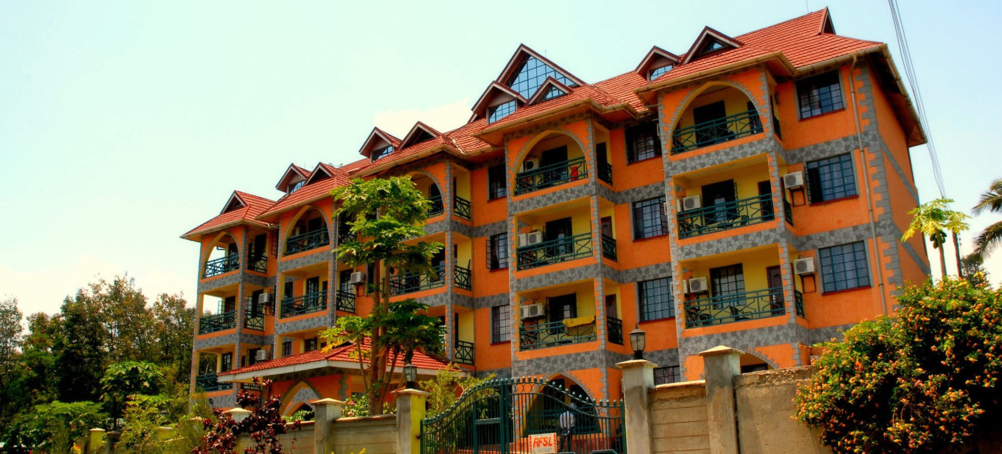Parkview Safari Hotel And Apartments Kisumu Exterior photo