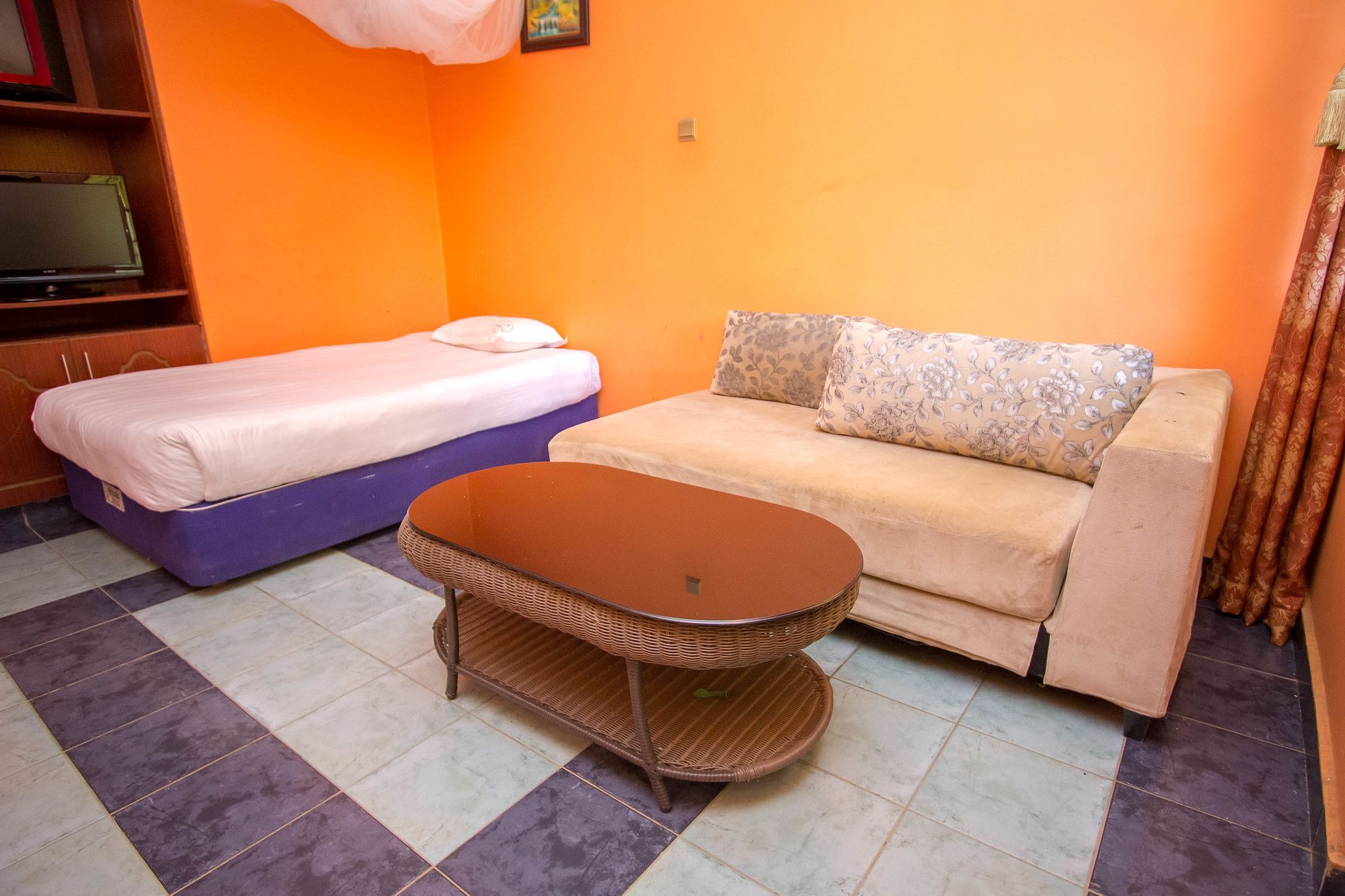 Parkview Safari Hotel And Apartments Kisumu Exterior photo